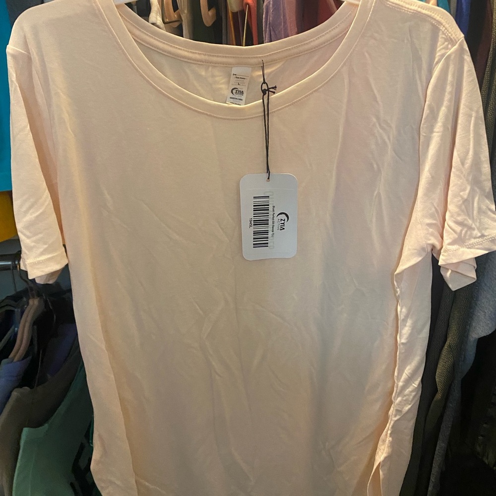 Zyia athletic shirt size large